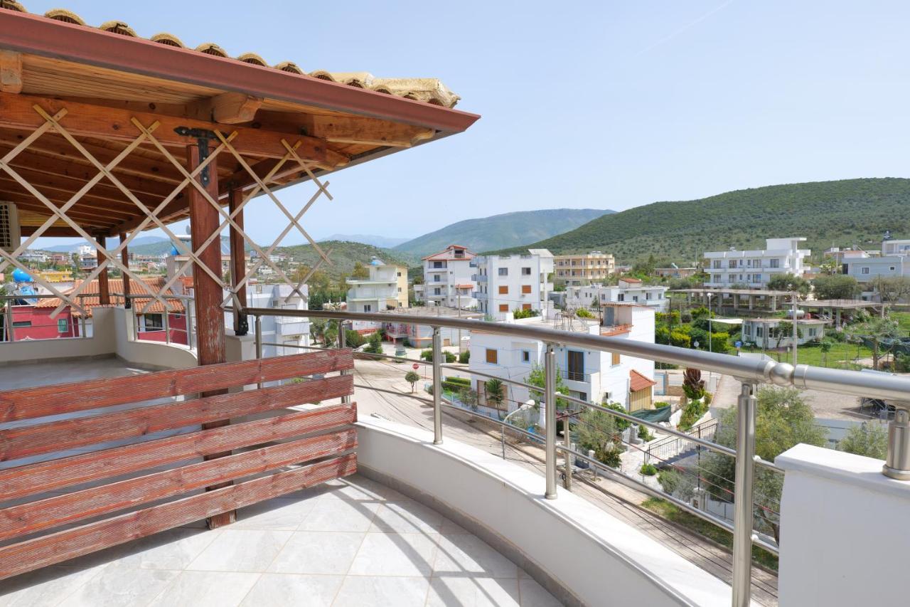 Kristal Apartments Εξαμίλιο Εξωτερικό φωτογραφία