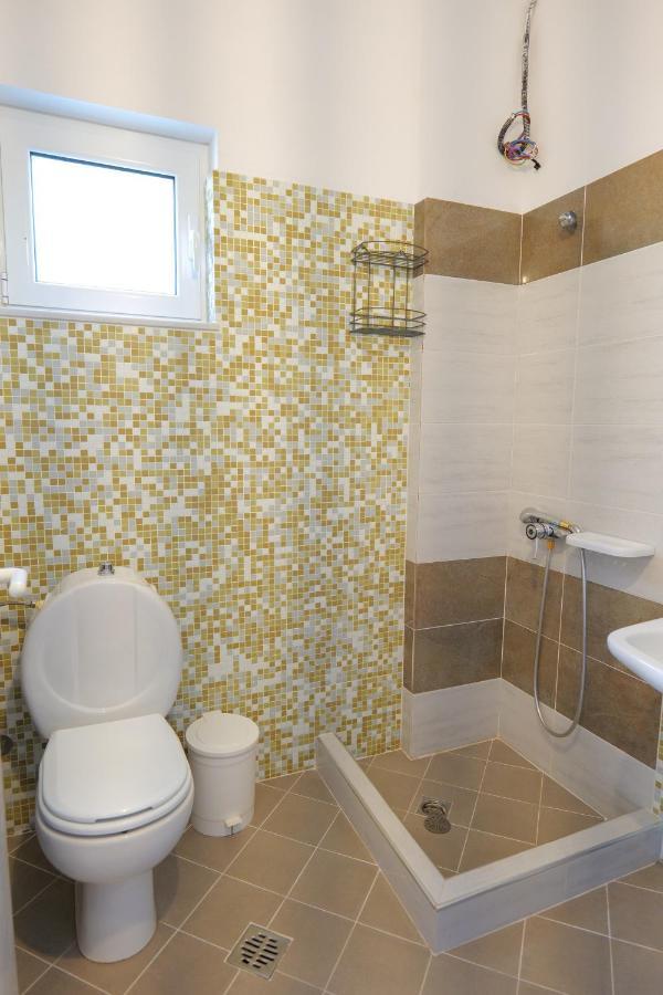 Kristal Apartments Εξαμίλιο Εξωτερικό φωτογραφία