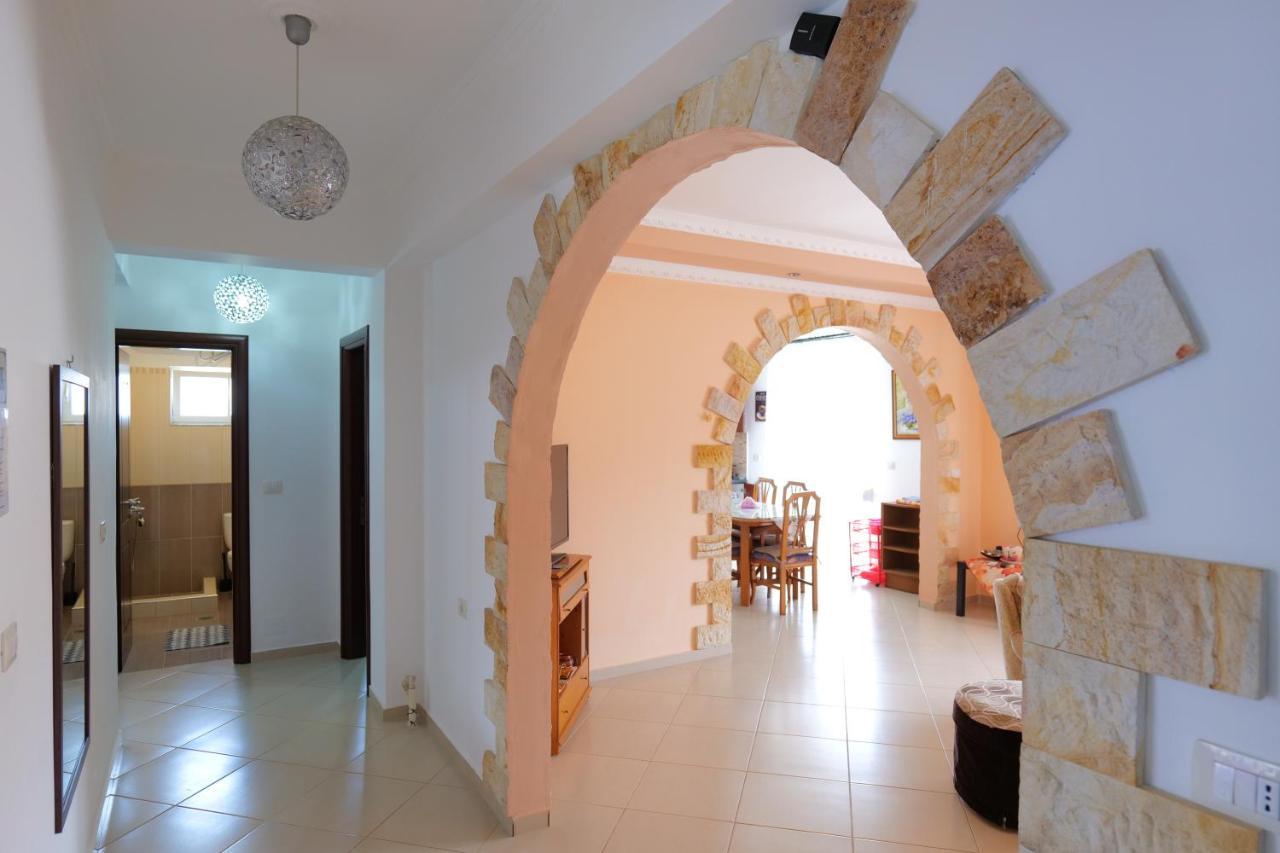 Kristal Apartments Εξαμίλιο Εξωτερικό φωτογραφία