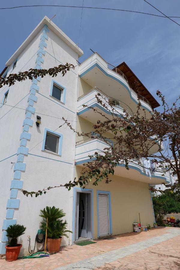 Kristal Apartments Εξαμίλιο Εξωτερικό φωτογραφία
