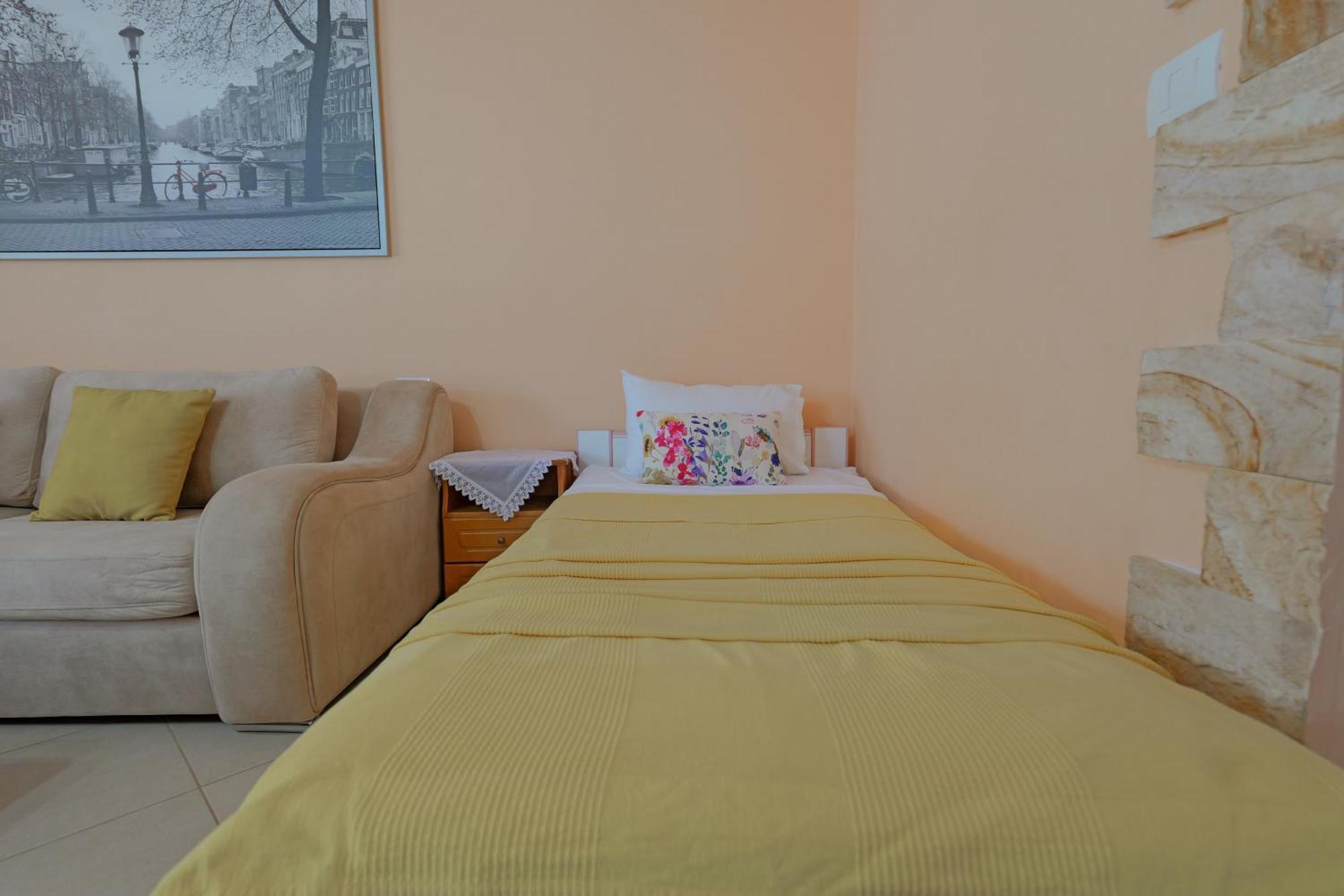 Kristal Apartments Εξαμίλιο Εξωτερικό φωτογραφία